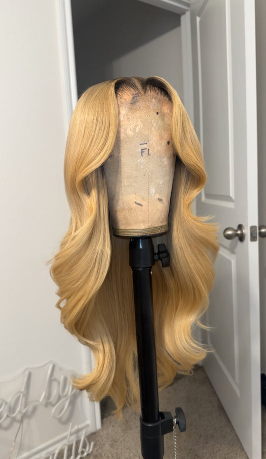 24” Body Wave (613) w/ Brown Roots